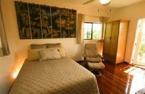 The Inn At Kulaniapia Falls Hilo